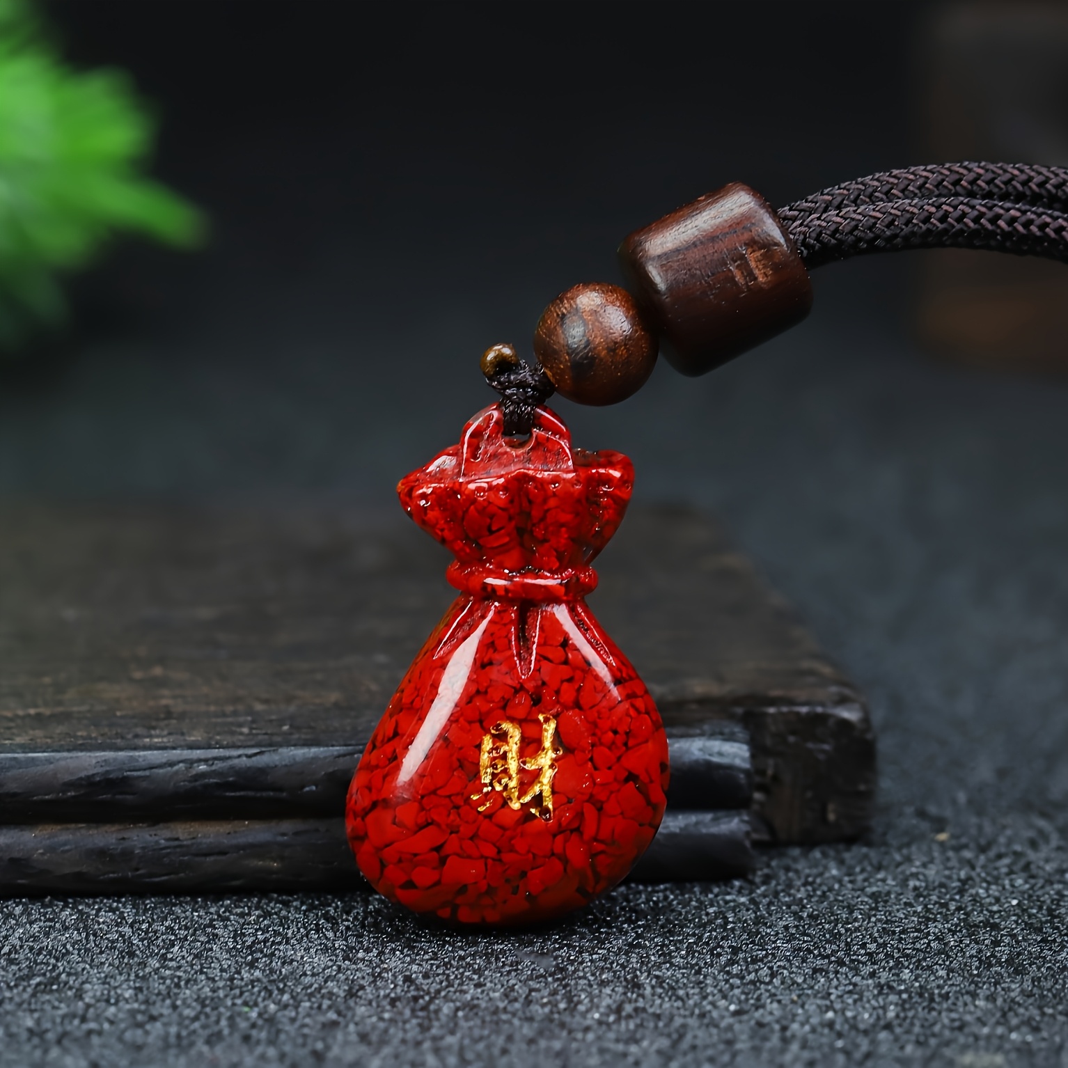 Ethnic Fashion Wear - Rode Cinnaber Lucky Bag Hanger Modieuze
