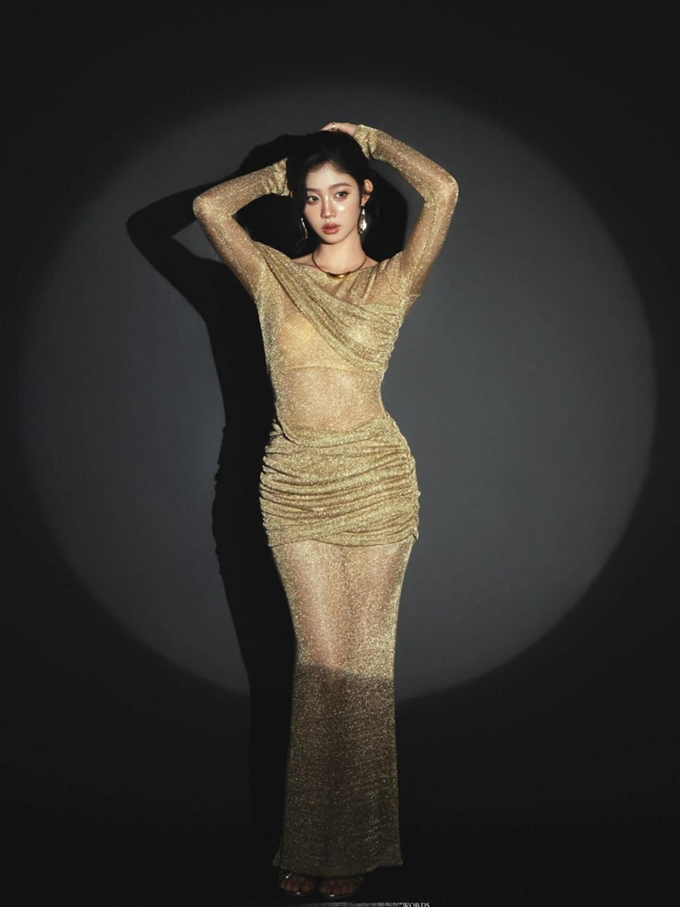 Ethnic Fashion Magazine - Persoonlijk portret Afbeelding Fotostudio Modetijdschriftstijl Individuele