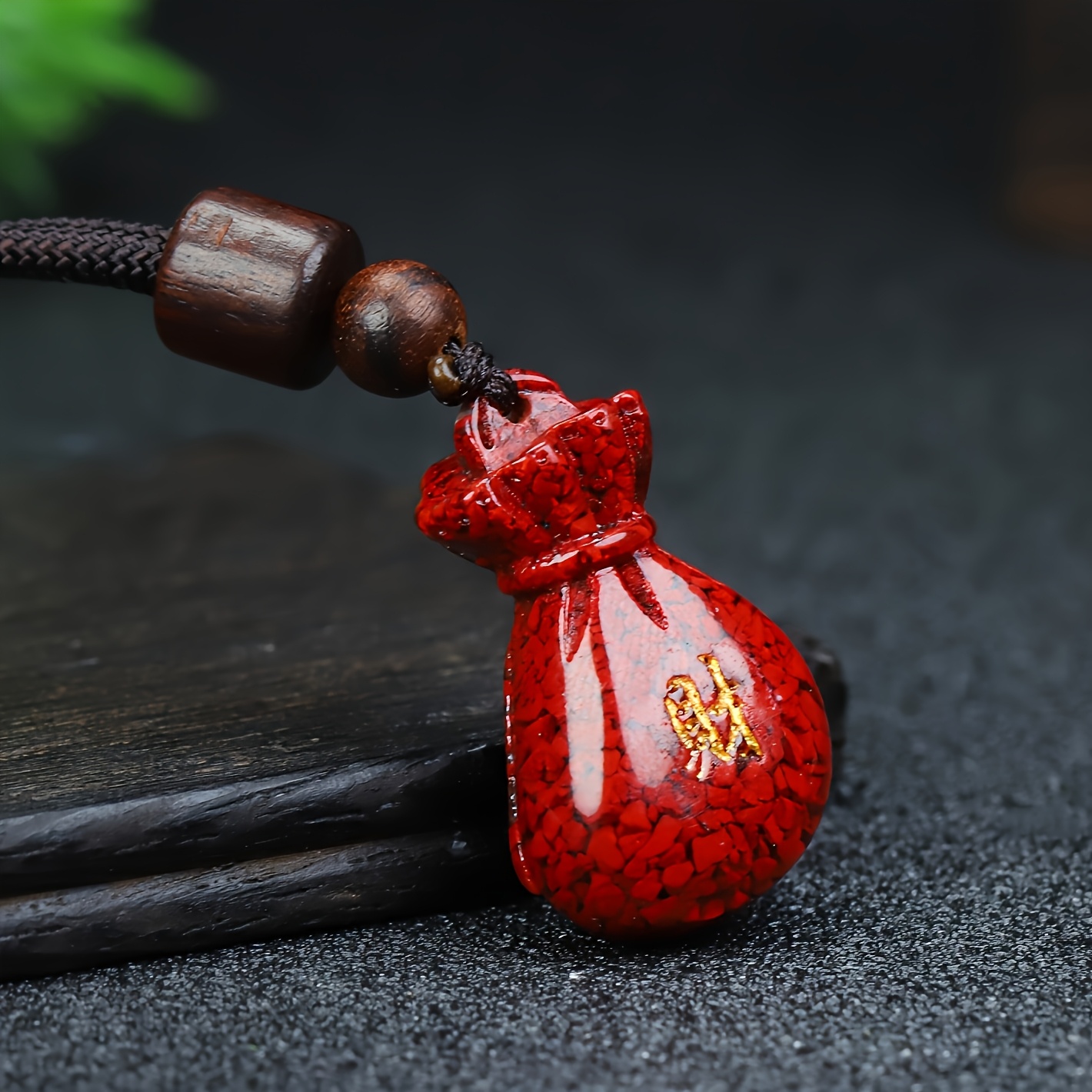 Rode Cinnaber Lucky Bag Hanger - Ethnic Fashion Wear recensie en prijs