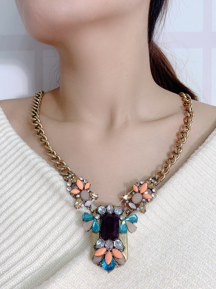 Vintage Etnische Stijl Edelste - Ethnic Fashion Magazine recensie en prijs