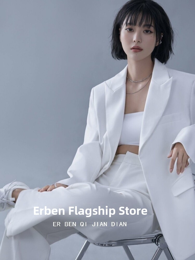 Wit pak Thema Modetijdschrift  - Ethnic Fashion Magazine recensie en prijs